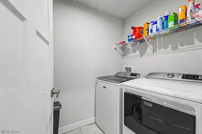 3268 Stoneleigh Road NE, Canton, OH 44721 - Photo 19