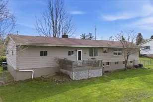 226 Meadow Ln, Parkersburg, WV 26101 - Photo 3