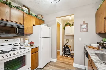 7073 Village Drive, Concord Twp, OH 44060 - Photo 5