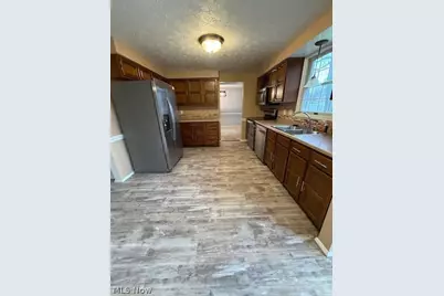 6884 Slippery Rock Drive, Canfield, OH 44406 - Photo 7