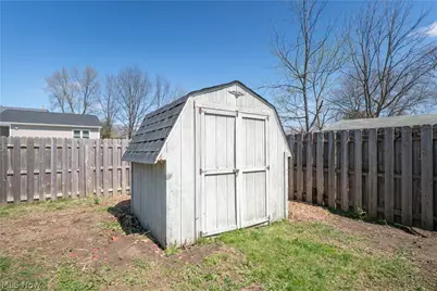 2005 17th Street NE, Canton, OH 44705 - Photo 19