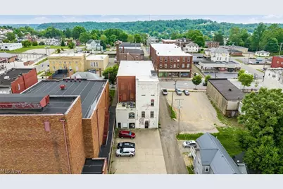 927 Wheeling Avenue #206D, Cambridge, OH 43725 - Photo 5