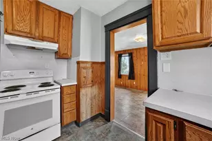 322 W 28th St, Lorain, OH 44055 - Photo 17