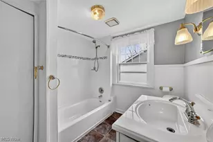 322 W 28th St, Lorain, OH 44055 - Photo 27