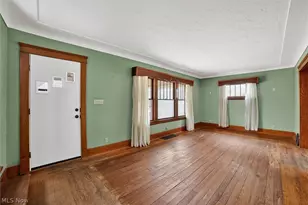 322 W 28th St, Lorain, OH 44055 - Photo 9