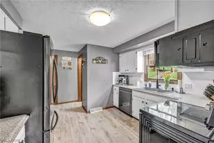 4629 Middlebranch Ave NE, Canton, OH 44705 - Photo 9