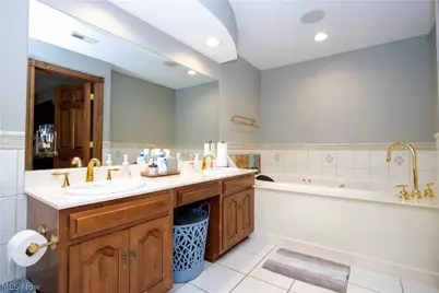 1960 Autumn Run, Wooster, OH 44691 - Photo 19