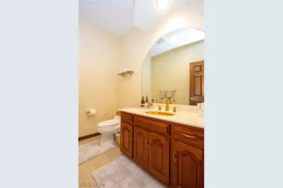 1960 Autumn Run, Wooster, OH 44691 - Photo 17