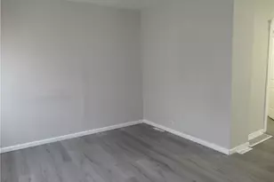 1530 Winchester Ave, Oakwood, OH 44107 - Photo 3