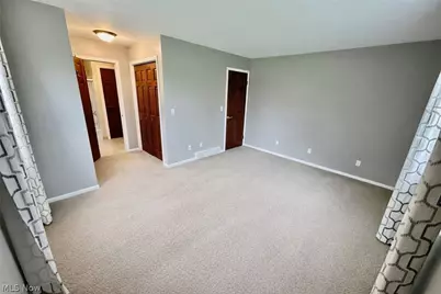 12560 Bass Lake Road, Chardon, OH 44024 - Photo 9