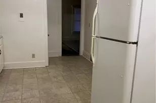 901 Clarendon Ave SW, Canton, OH 44710 - Photo 9