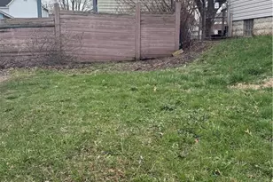 901 Clarendon Ave SW, Canton, OH 44710 - Photo 3