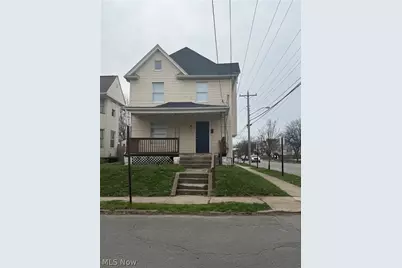 901 Clarendon Avenue SW, Canton, OH 44710 - Photo 1