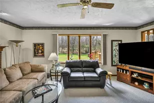 14126 Crystal Creek Dr, Strongsville, OH 44149 - Photo 5