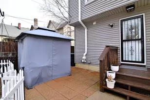 2092 W 81st St, Loveland, OH 44102 - Photo 33