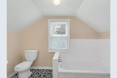 241 Lownsdale Avenue, Akron, OH 44313 - Photo 23