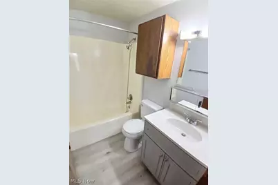 31 Elm Street #B3, Struthers, OH 44471 - Photo 9