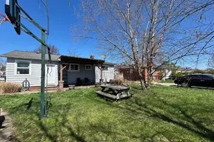 11821 Ronald Dr, Parma, OH 44130 - Photo 29