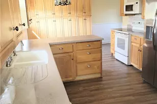 3405 Frazer Ave NW, Canton, OH 44709 - Photo 3