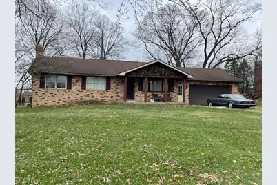 3795 Broadway Avenue NE, Louisville, OH 44641 - Photo 1