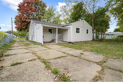 2012 Endrow Avenue NE, Canton, OH 44705 - Photo 21