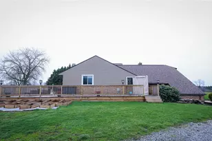 13177 Beaver Springfield Rd, New Springfield, OH 44443 - Photo 5