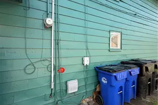 1369 E 41st St, Loveland, OH 44103 - Photo 5