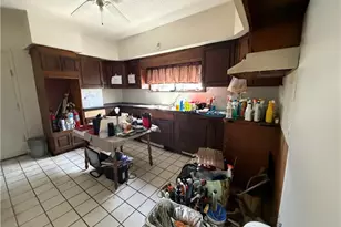 1369 E 41st St, Loveland, OH 44103 - Photo 7