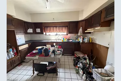1369 E 41st Street, Loveland, OH 44103 - Photo 7