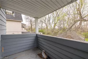 4004 E 52nd St, Newburgh Heights, OH 44105 - Photo 17