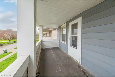 4004 E 52nd Street, Newburgh Heights, OH 44105 - Photo 15