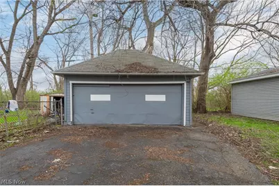 4004 E 52nd Street, Newburgh Heights, OH 44105 - Photo 37