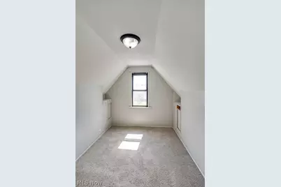 8514 Deerfield Drive, Parma, OH 44129 - Photo 23