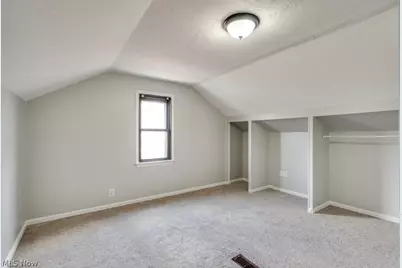 8514 Deerfield Drive, Parma, OH 44129 - Photo 25