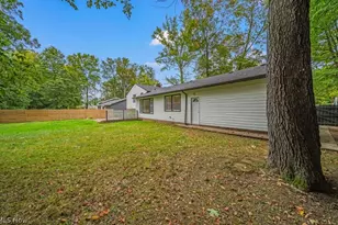 1066 Eastlawn Dr, Highland Heights, OH 44143 - Photo 23