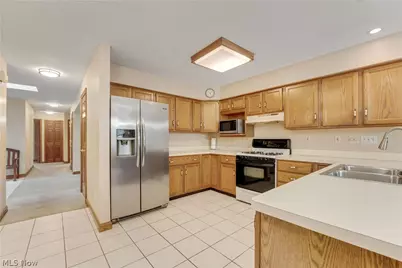 17500 Alexander Road, Walton Hills, OH 44146 - Photo 5