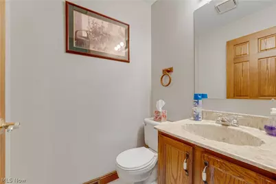 17500 Alexander Road, Walton Hills, OH 44146 - Photo 27