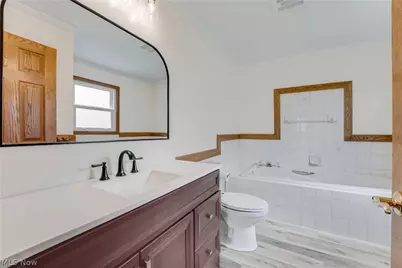 17500 Alexander Road, Walton Hills, OH 44146 - Photo 21