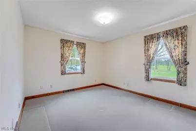 17500 Alexander Road, Walton Hills, OH 44146 - Photo 23