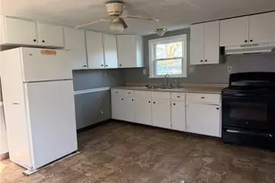 824 Goshen Ave SE, New Philadelphia, OH 44663 - Photo 13