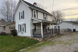824 Goshen Ave SE, New Philadelphia, OH 44663 - Photo 3