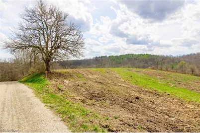 643 S Townsend Road SW, Malta, OH 43758 - Photo 3