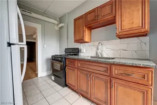 14120 Superior Rd, Loveland, OH 44118 - Photo 9