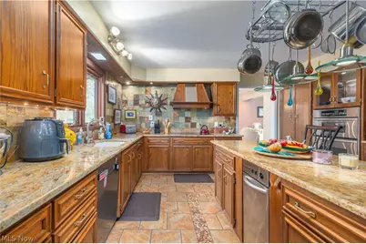 6880 Cliffside Drive, Vermilion, OH 44089 - Photo 11