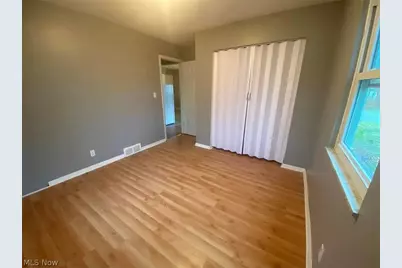 1382 Bellevue Avenue, Akron, OH 44320 - Photo 5