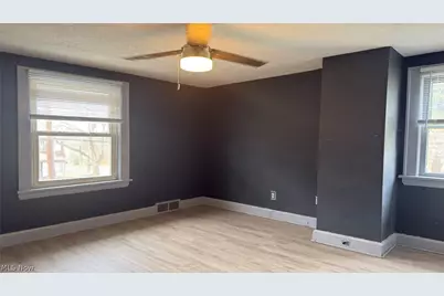 379 Noah Avenue, Akron, OH 44320 - Photo 13