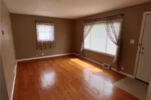 227 Howard St, Medina, OH 44256 - Photo 3