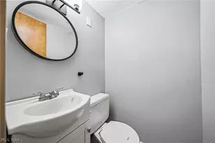 1651 Mentor Ave, Painesville, OH 44077 - Photo 9