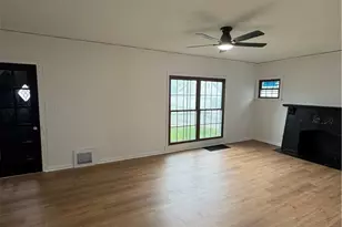 10900 Vernon Ave, Garfield Heights, OH 44125 - Photo 17