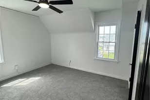 10900 Vernon Ave, Garfield Heights, OH 44125 - Photo 19